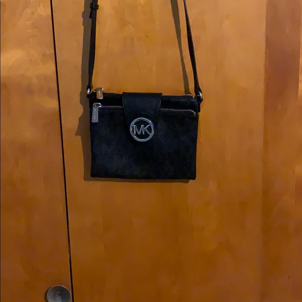 Micheal Kors Crossbody